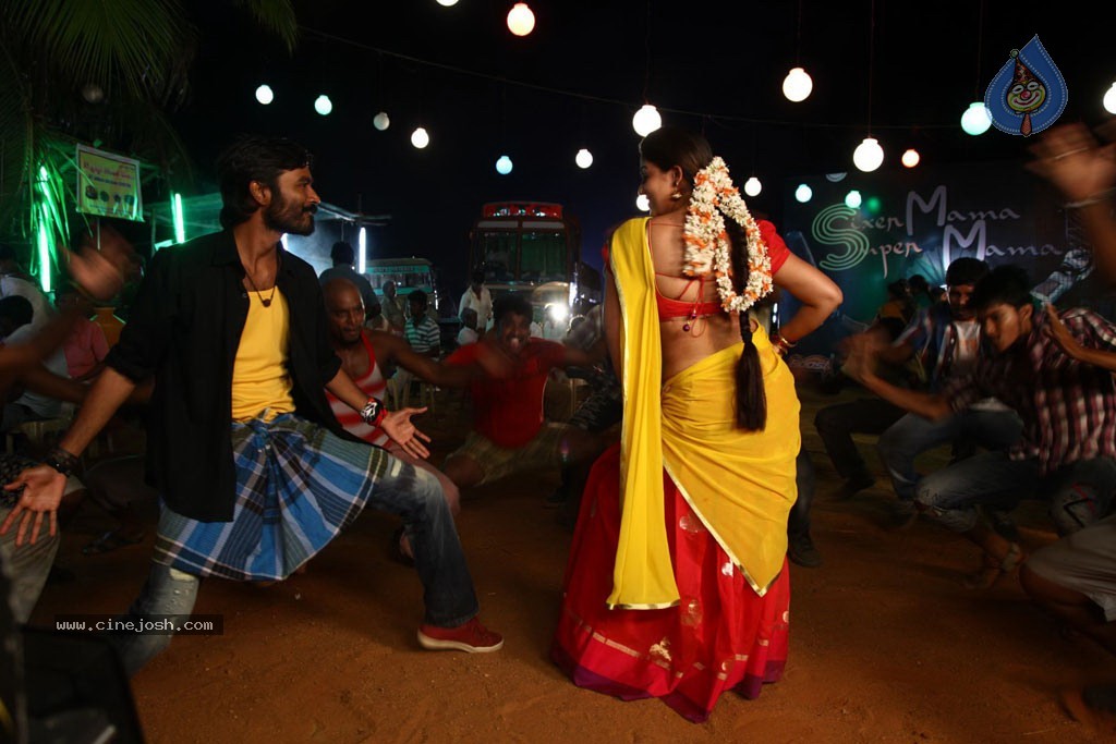 Ethir Neechal Tamil Movie Hot Stills - 4 / 30 photos