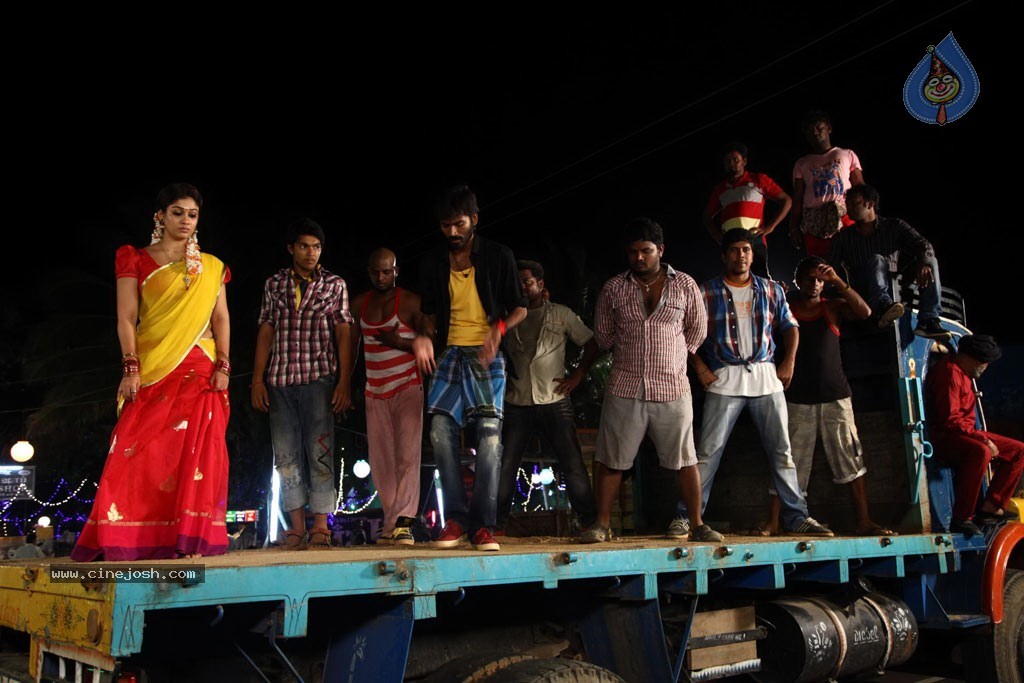 Ethir Neechal Tamil Movie Hot Stills - 23 / 30 photos