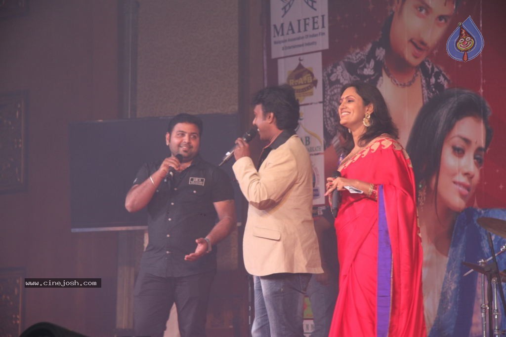 Ethir Veechu Tamil Movie Stills n Audio Launch - 12 / 112 photos