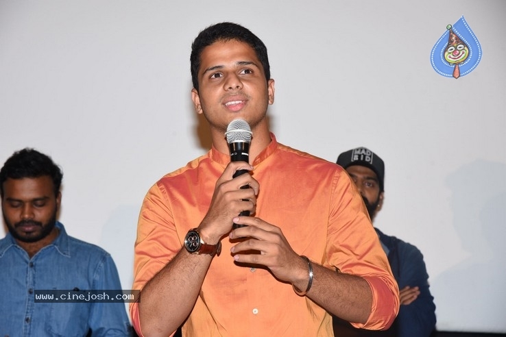 Evaru  Success Meet Pics - 3 / 19 photos