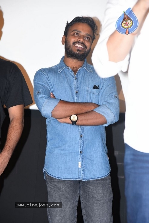 Evaru  Success Meet Pics - 10 / 19 photos