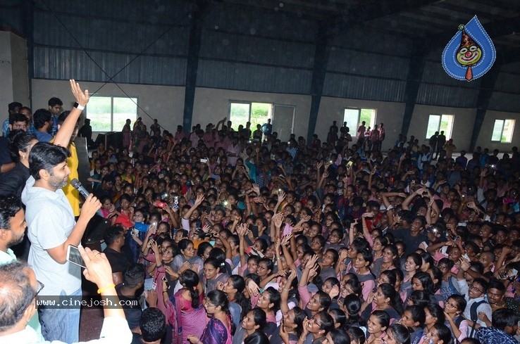 Evaru Team are in Vizag Avanthi College - 16 / 21 photos