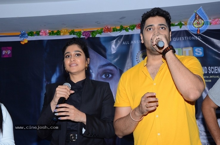 Evaru Team are in Vizag Baba Institute - 15 / 17 photos