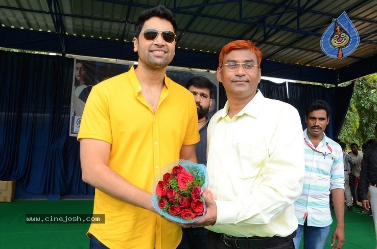 Evaru Team at Chaitanya  College - 32 / 35 photos