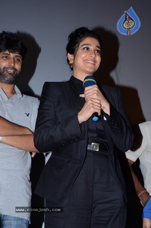 Evaru Team at SV Cinemas Vizag - 3 / 20 photos