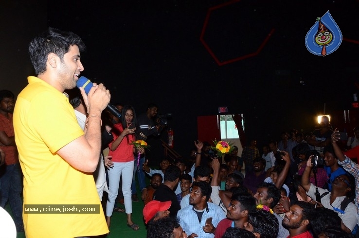 Evaru Team at SV Cinemas Vizag - 17 / 20 photos