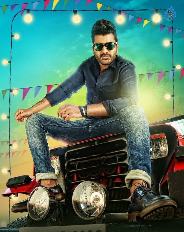 Express Raja Movie Photos - 3 / 4 photos