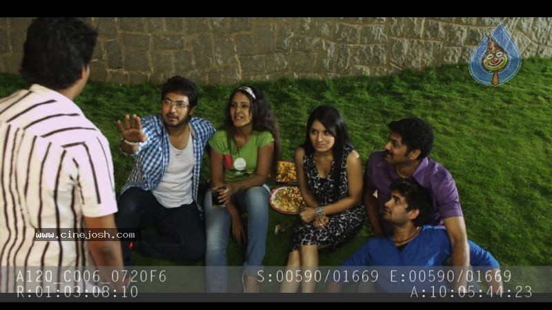 Facebook Movie Stills - 31 / 73 photos