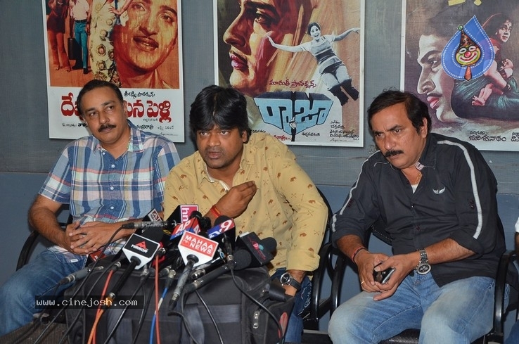 Gaddala konda Ganesh Press Meet Photos - 9 / 18 photos