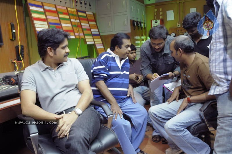 Gaganam Movie Working Stills - 18 / 19 photos