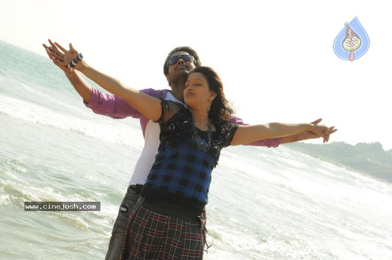 Galli Kurrollu Movie Latest Stills - 13 / 80 photos