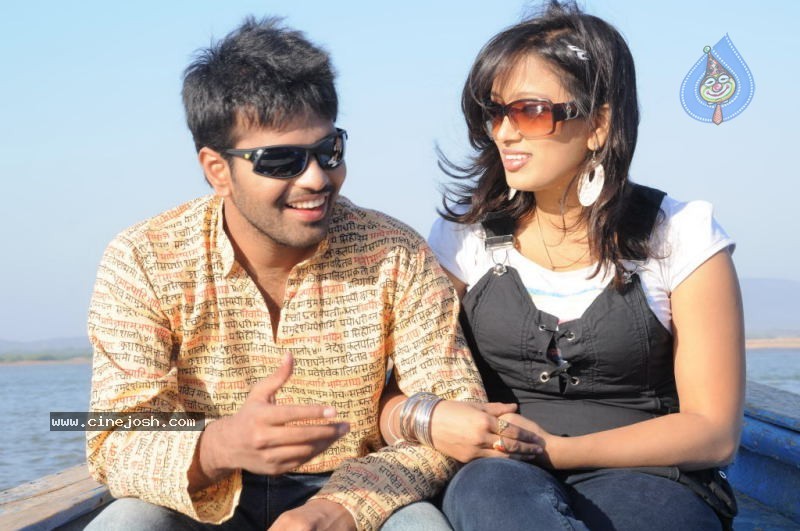 Galli Kurrollu Movie Latest Stills - 25 / 80 photos