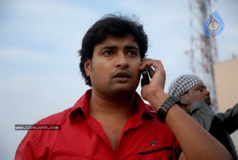 Galli Kurrollu Movie Latest Stills - 60 / 80 photos