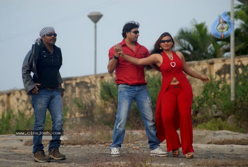 Galli Kurrollu Movie Latest Stills - 74 / 80 photos