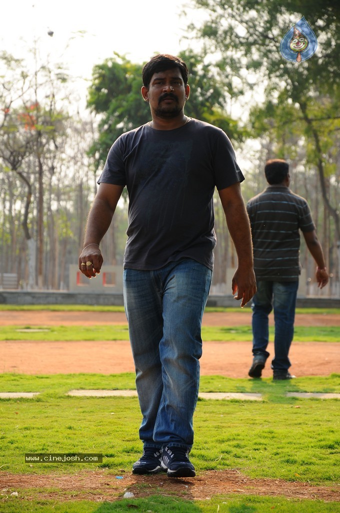 Gallo Telinattunde Movie New Pics - 21 / 34 photos