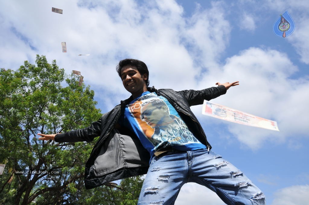Gallo Telinattunde Movie Stills n Walls - 57 / 64 photos