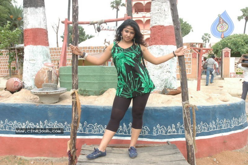 Gandhara Golam Movie Stills - 27 / 34 photos