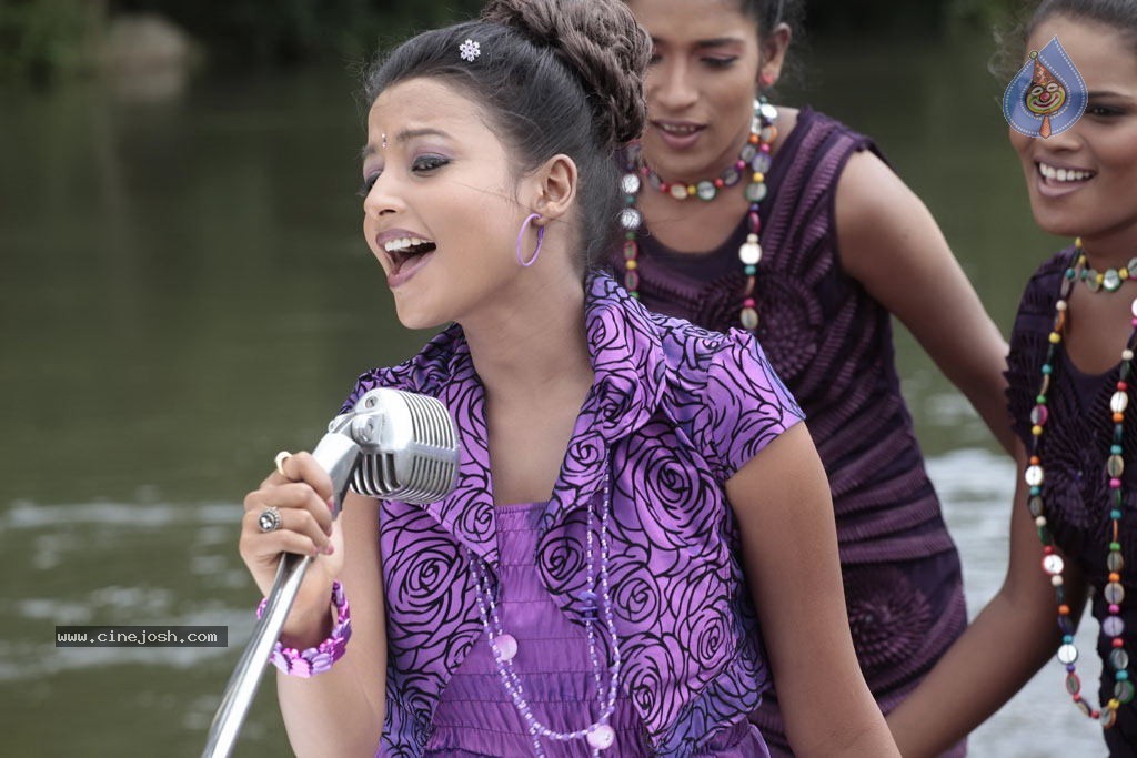 Gandhi Kanakku Tamil Movie Stills - 43 / 72 photos