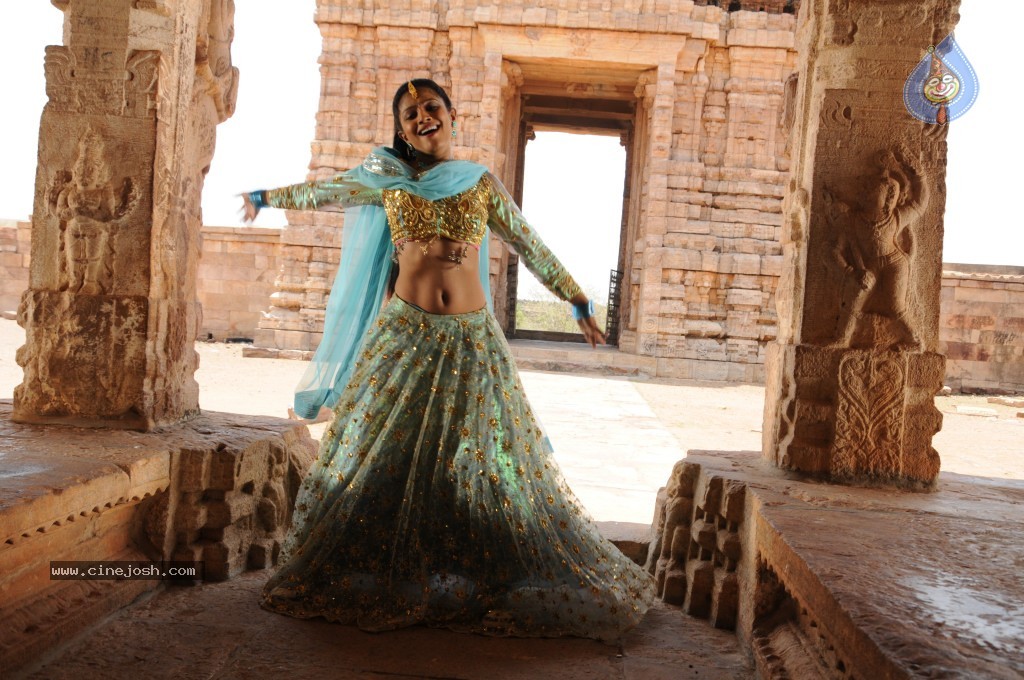 Gandikotalo Movie Stills - 60 / 129 photos