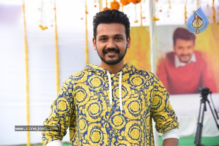 Ganesh Bellamkonda Movie Opening Photos - 18 / 45 photos