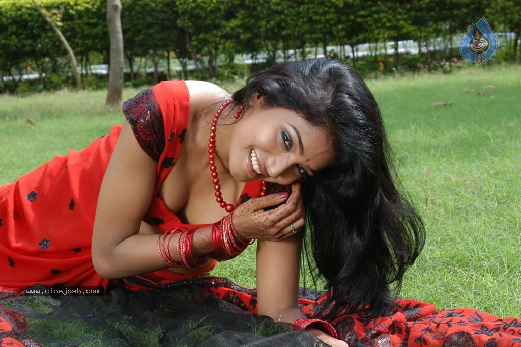 Gavvalata Movie Hot Stills - 4 / 63 photos