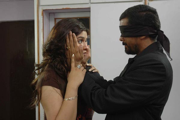 Gentleman - Posani  - 66 / 111 photos