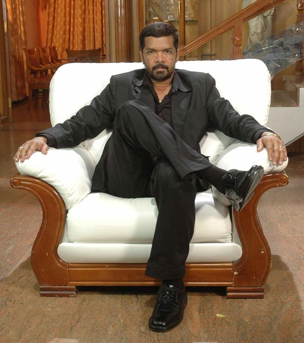 Gentleman - Posani  - 84 / 111 photos