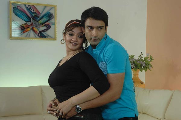 Gentleman - Posani  - 94 / 111 photos