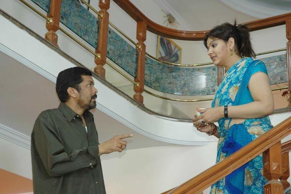 Gentleman - Posani  - 111 / 111 photos