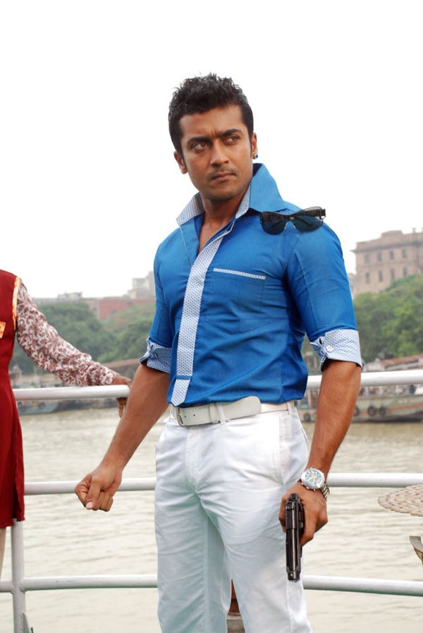 Ghatikudu - Suriya - Nayanatara - 44 / 44 photos