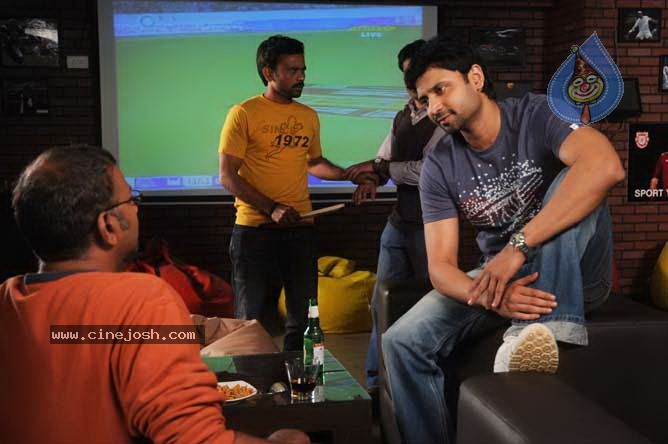 Golconda High School Movie Stills - 21 / 77 photos