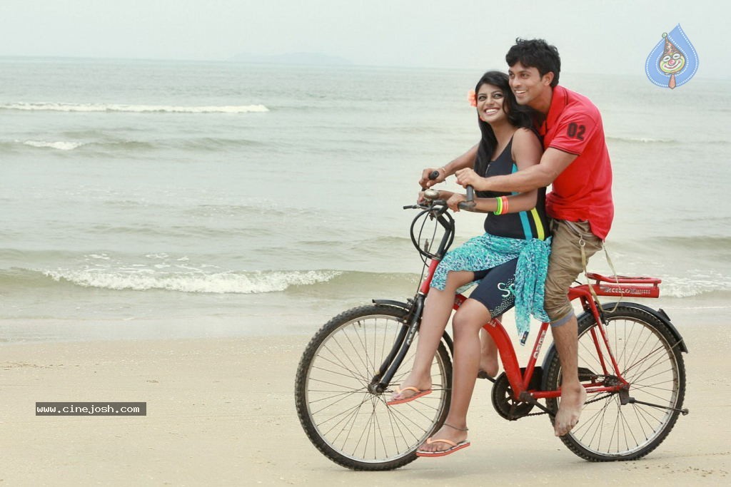 Green Signal Movie New Stills - 11 / 19 photos
