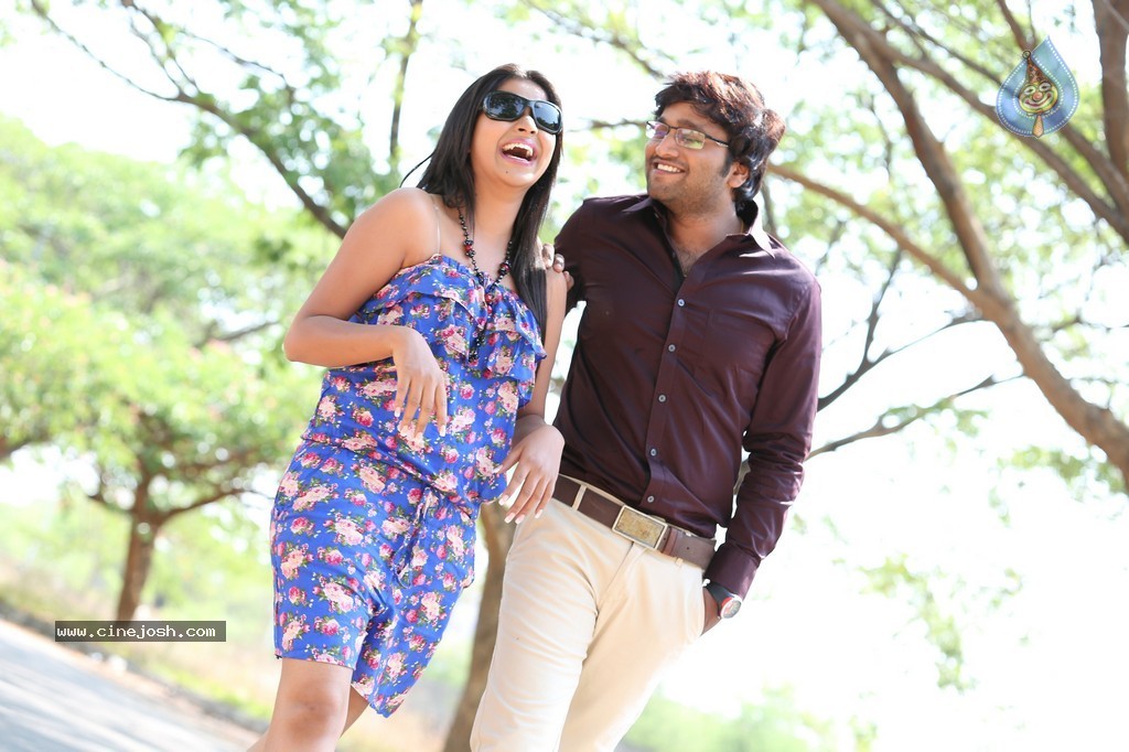 Green Signal Movie Stills - 5 / 12 photos
