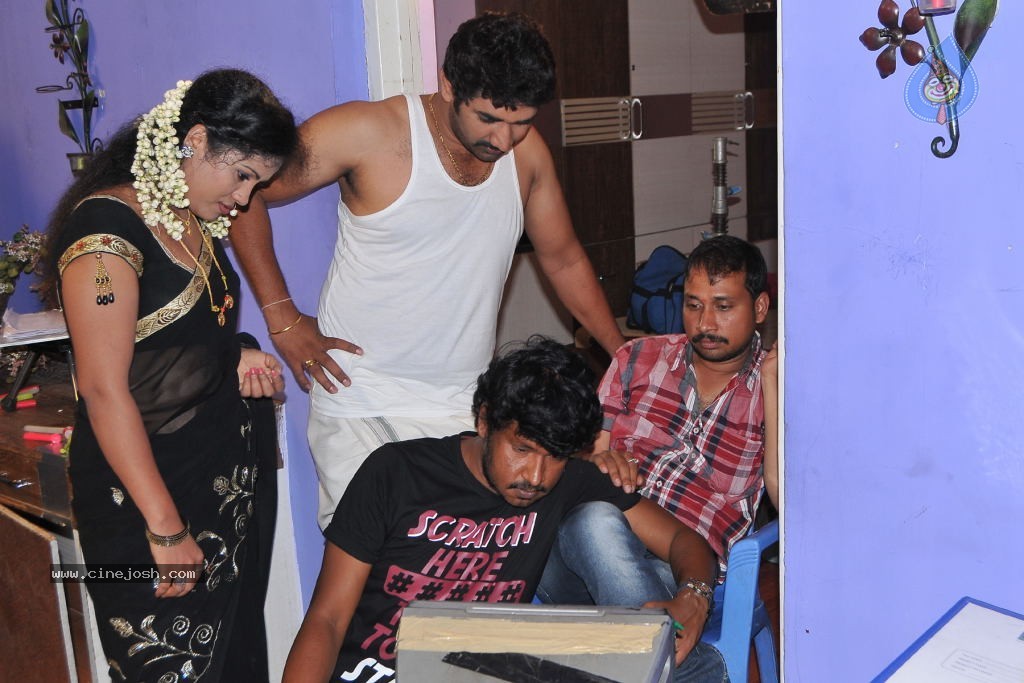 Gulabi Movie Stills n Wallpapers - 22 / 60 photos