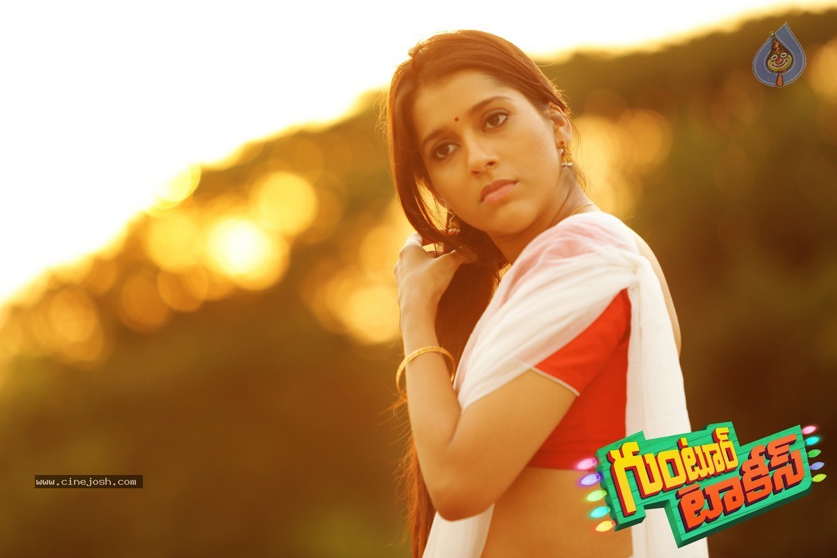 Guntur Talkies Movie Stills - 5 / 27 photos
