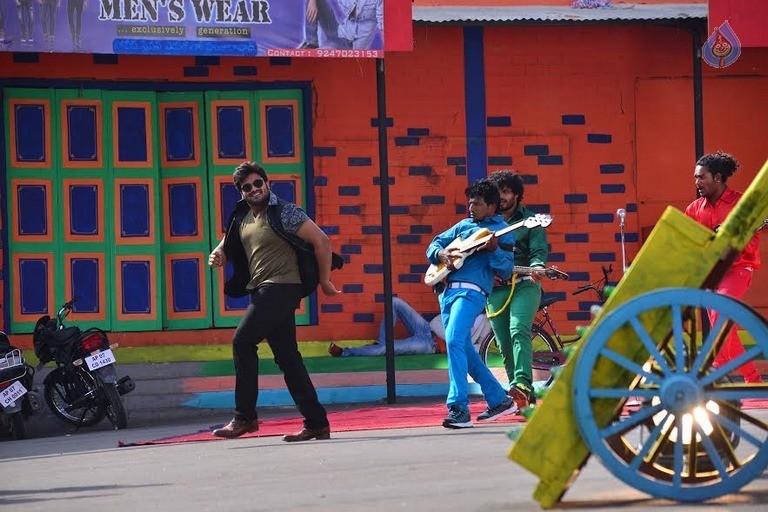 Gunturodu Movie New Photos - 20 / 21 photos