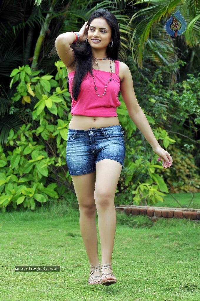 Gurudu Movie New Stills - 15 / 49 photos