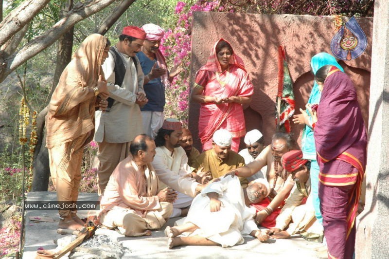 Guruvaaram Movie Stills - 1 / 41 photos