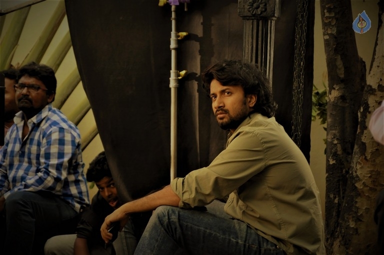 Guvva Gorinka Movie Working Stills - 5 / 18 photos