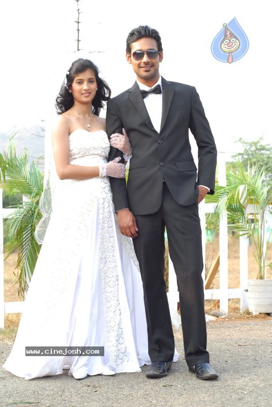 Happy Happy Ga Movie New Stills - 21 / 25 photos