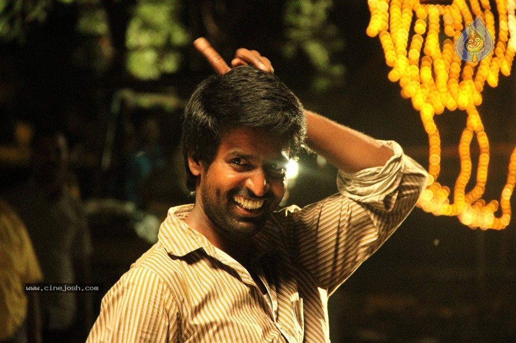 Haridas Tamil Movie Stills - 17 / 47 photos