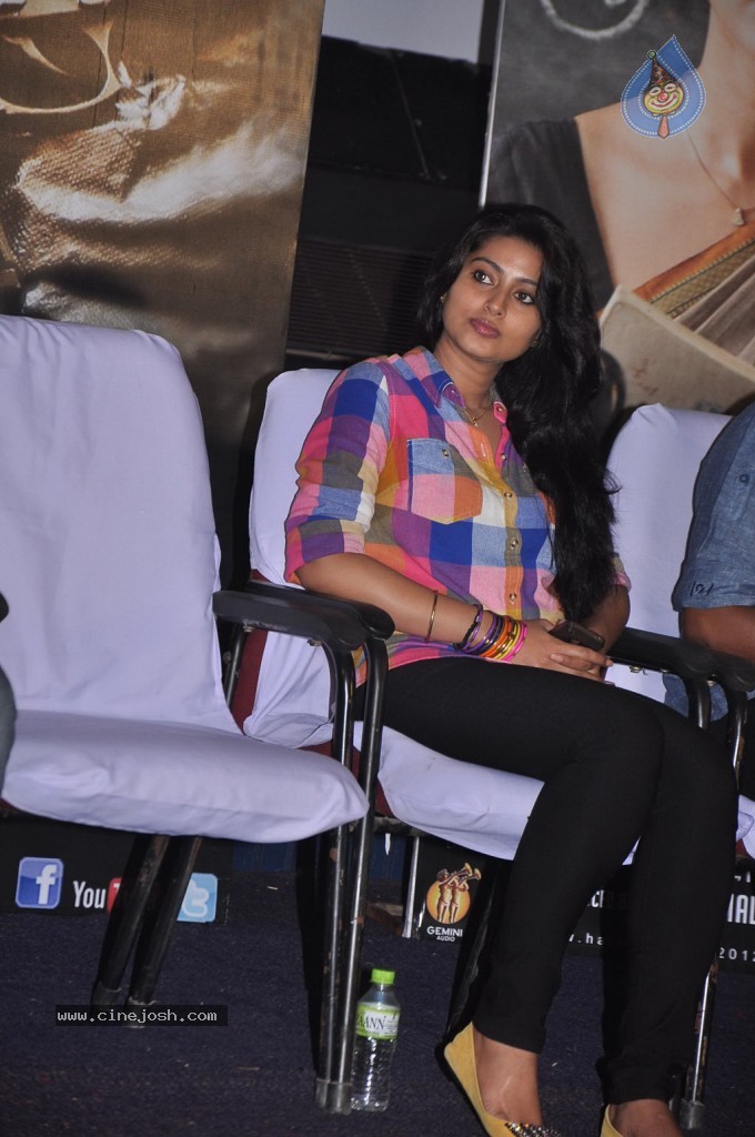 Haridas Tamil Movie Stills - 18 / 47 photos