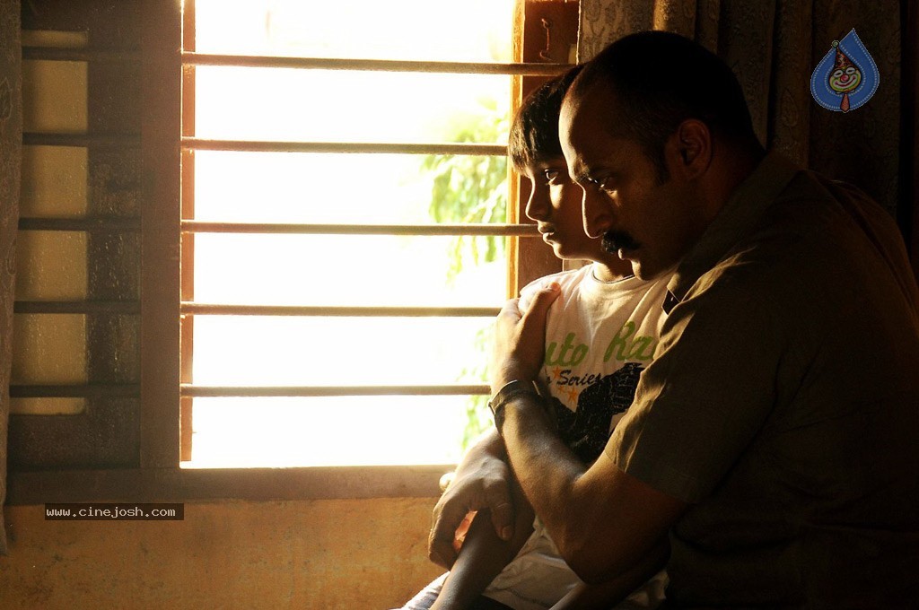 Haridas Tamil Movie Stills - 29 / 47 photos