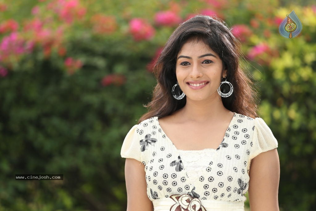 Hogenakkal Tamil Movie Stills - 18 / 35 photos
