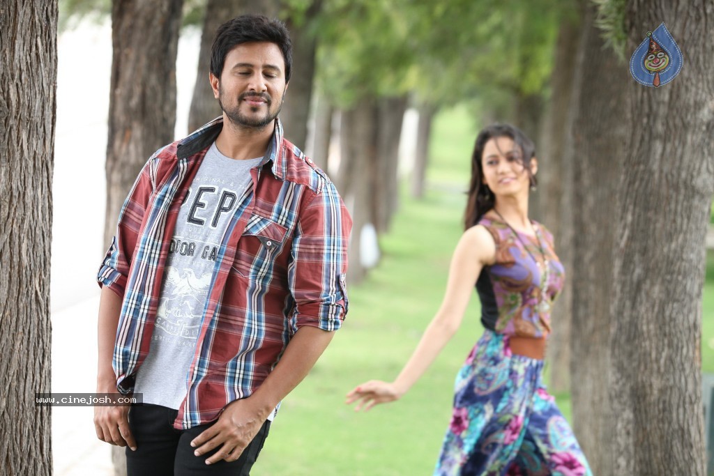 Hostel Days Movie Hot Stills - 87 / 92 photos
