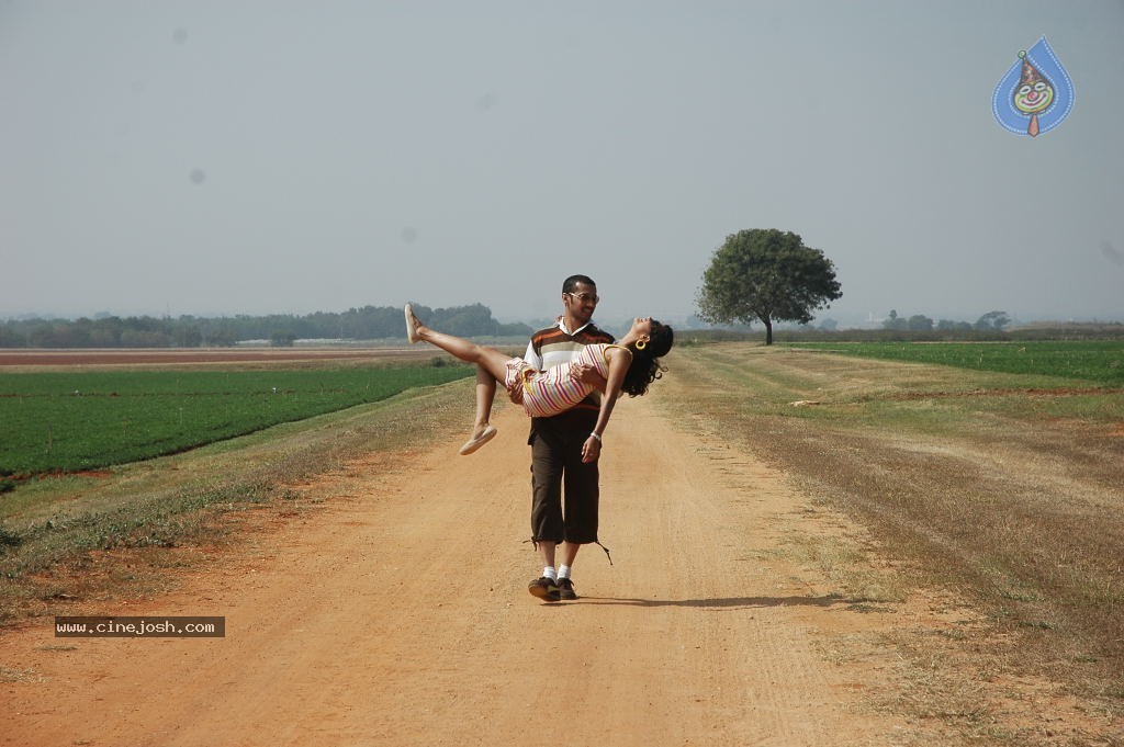 House Full Movie Stills - 16 / 20 photos