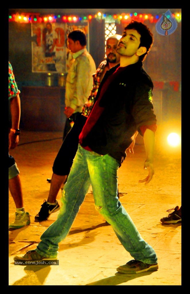 Hrudayam Ekkadaundi Movie New Stills - 8 / 20 photos