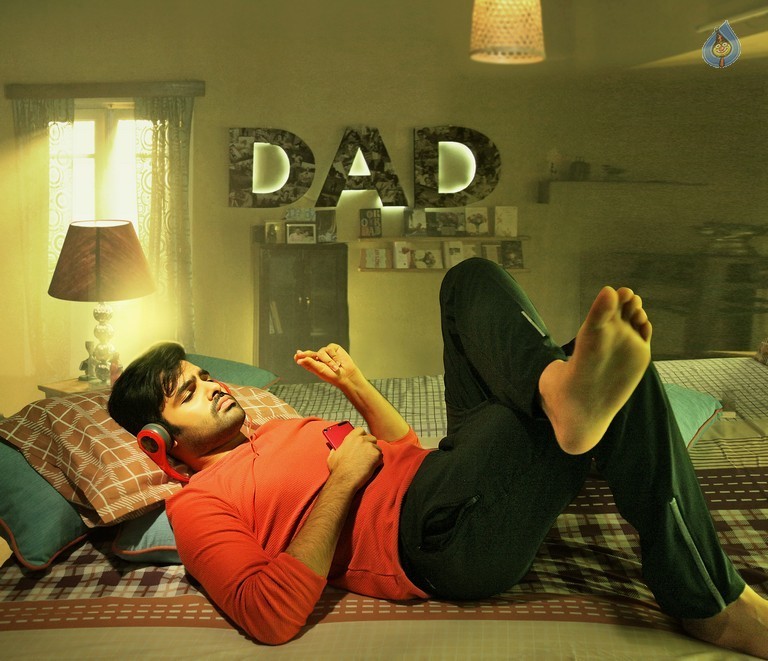 Hyper 1 Day to go Poster and Photo - 1 / 2 photos