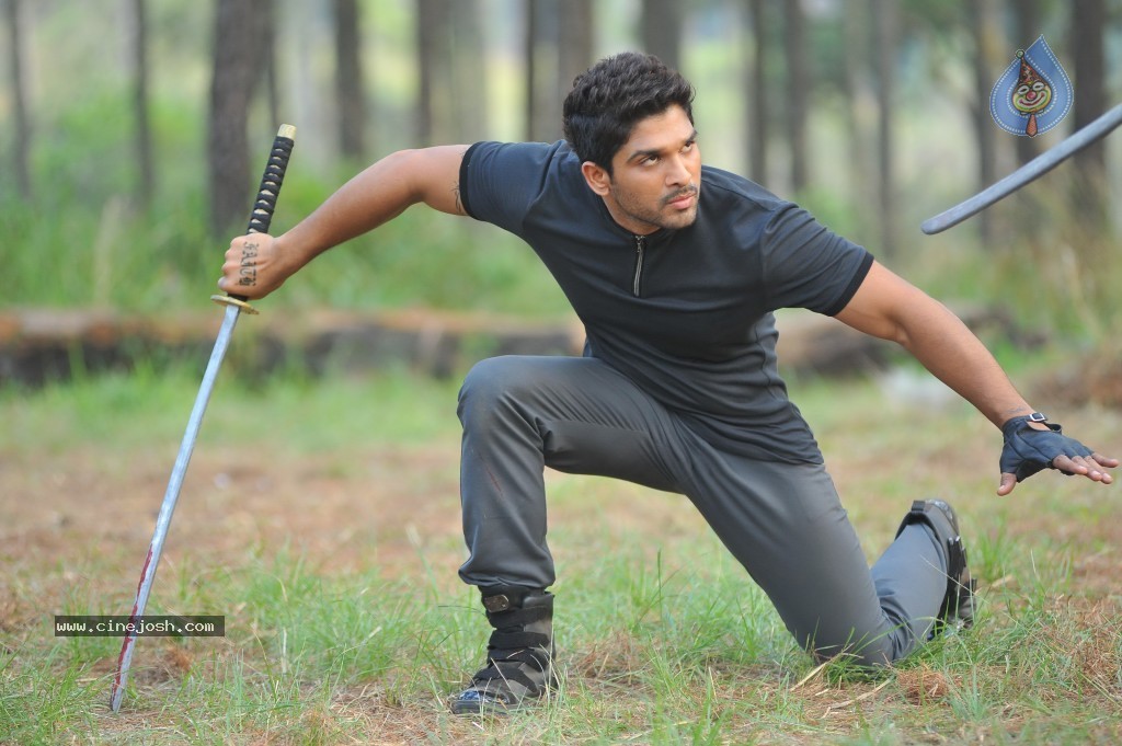 Iddarammayilatho Action Stills - 6 / 9 photos