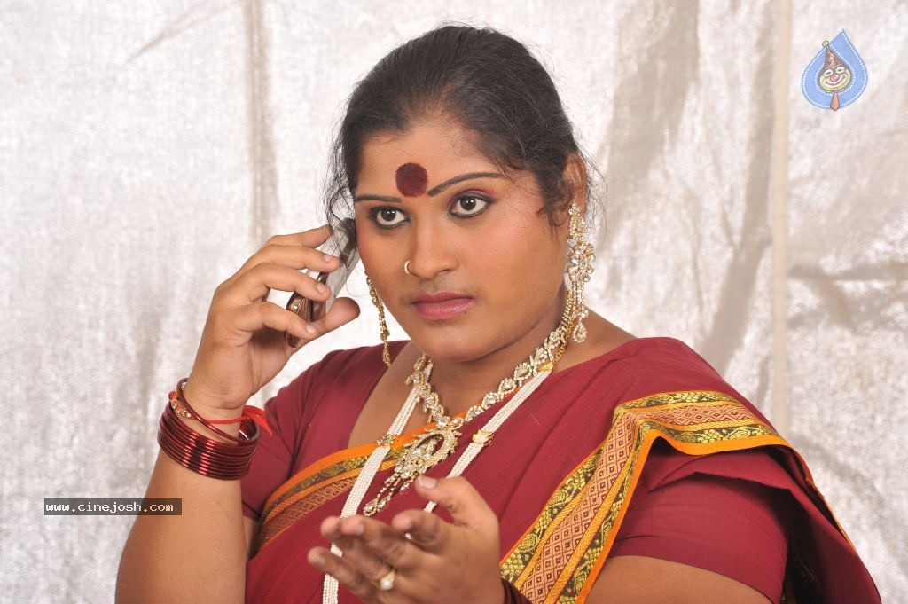 Iddarilo Modalaindi Movie Stills - 48 / 56 photos